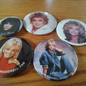 Vintage Barbara Mandrell Fan Button Collection